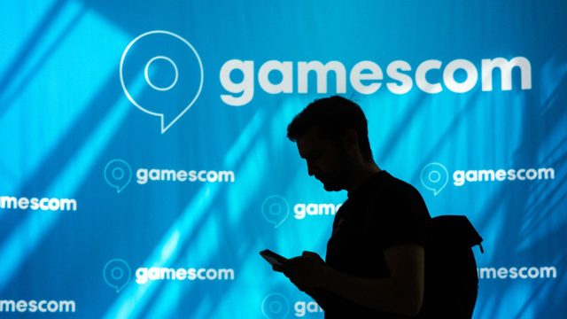 Your Complete Guide to Downloading Popular Multiplayer Games