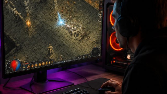 Game: Godius Eternal War is a re-release of a classic PvP-centric 2-D MMORPG fro
