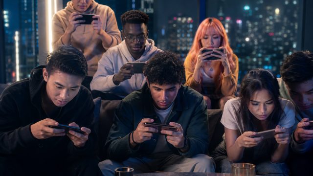 Mobile Gaming Revolution: Best Multiplayer Games to Download in 2023