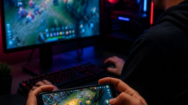Mobile vs. PC Gaming: Where Should You Play in 2023?